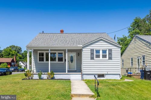 105 N Warren St, WOODBURY, NJ, 08096-1505 | Card Image