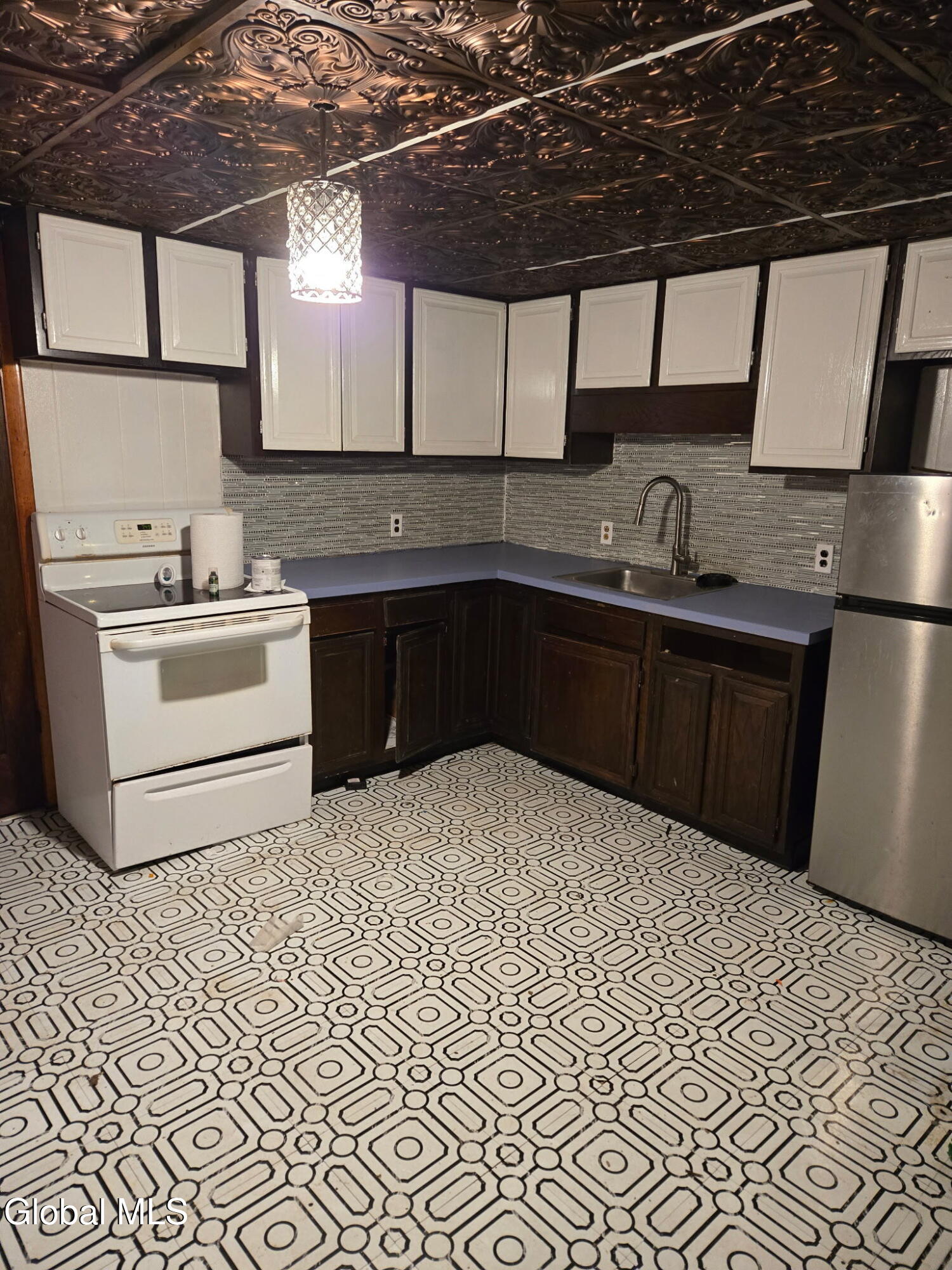 Residential in Whitehall 2