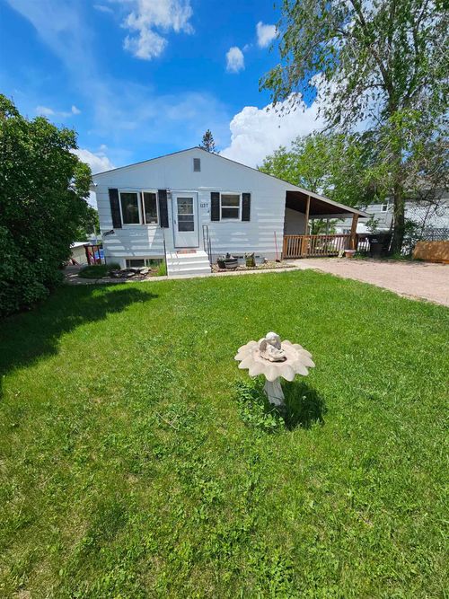 1127 Holcomb Ave, Rapid City, SD, 57701-0927 | Card Image