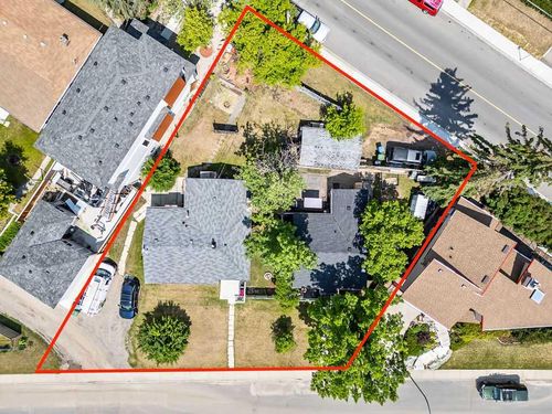 4904 22 Ave Nw, Calgary, AB, T3B0Y7 | Card Image