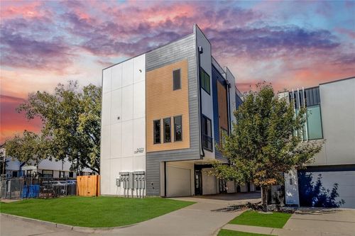 6001 Lewis St, Dallas, TX, 75206-7937 | Card Image