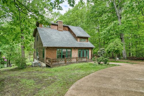 113 Laurel Dr, Jamestown, TN, 38556-2133 | Card Image