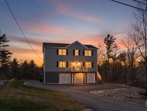 216 Mountain Dr, Gilford, NH, 03249-6786 | Card Image