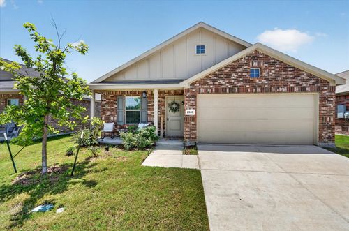 2003 Ava Dr, Ennis, TX, 75119-7310 | Card Image
