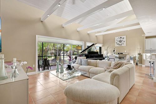 apt-206-6890 Willow Wood Dr, Boca Raton, FL, 33434-2107 | Card Image