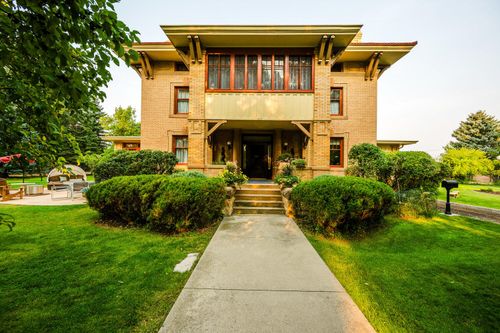 610 S Jefferson St, Sheridan, WY, 82801-5021 | Card Image