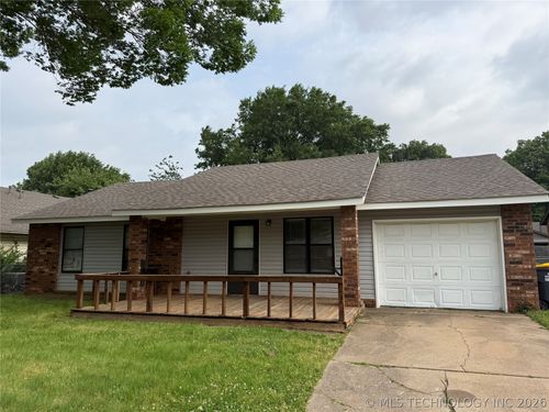 1345 140th St, Glenpool, OK, 74033-3142 | Card Image