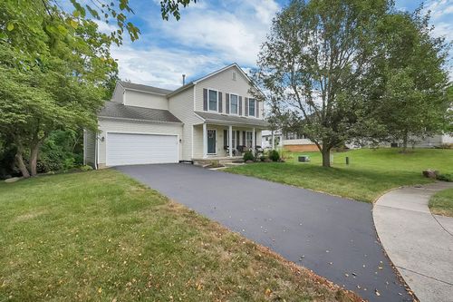 7858 Iris Ct, Canal Winchester, OH, 43110-8246 | Card Image