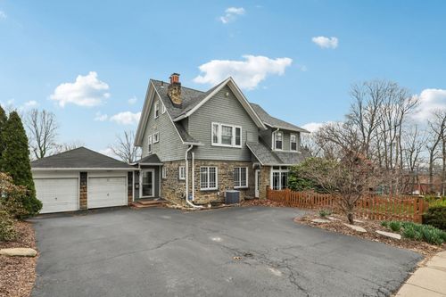 324 Dickson Ave, Ben Avon, PA, 15202-1857 | Card Image