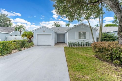 14512 Sw 138th Ct, Miami, FL, 33186-7218 | Card Image