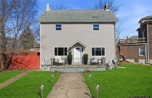 1381 Pocono St, Swissvale, PA, 15218-1153 | Card Image