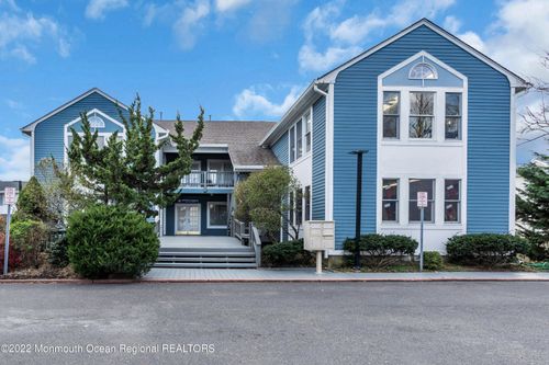 1705 Bay Ave, Point Pleasant Boro, NJ, 08742-4505 | Card Image