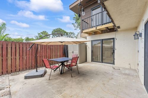 2828 Kirk Road, Lake Worth, FL, 33461 | Card Image