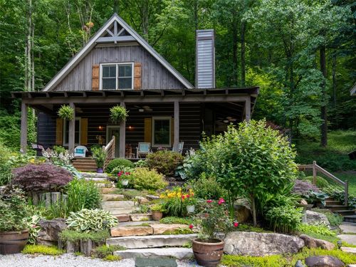 31 Bold Creek Trl, Glenville, NC, 28736-0379 | Card Image