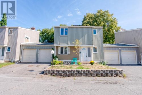 69-43 Jackson Crt, Kanata, ON, K2K1B6 | Card Image