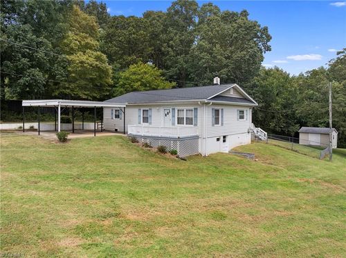 1672 Disher Rd, Winston Salem, NC, 27107-8873 | Card Image