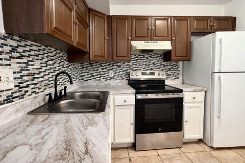 apt-109-3700 Nw 21st St, Lauderdale Lakes, FL, 33311-3122 | Card Image