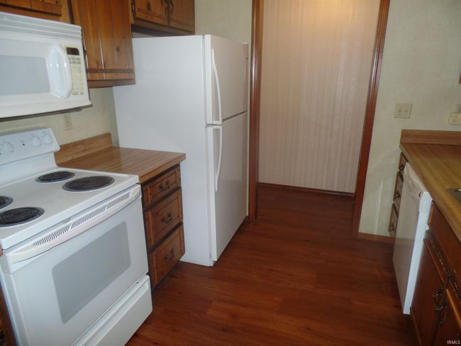 370 Shyla Ln, House other with 3 bedrooms, 2 bathrooms and null parking in Bloomfield IN | Image 8