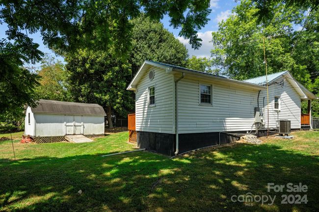 14674 Elkin Highway 268 None, House other with 3 bedrooms, 1 bathrooms and null parking in Ronda NC | Image 35