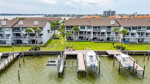 160 Marina Del Rey Ct, CLEARWATER BEACH, FL, 33767-2947 | Card Image