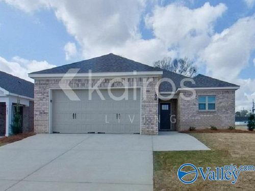 100 Denise Dr, Prattville, AL, 36066-6427 | Card Image