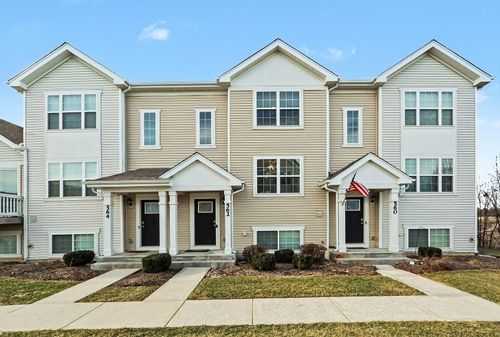 562 Spring Leaf Dr, Joliet, IL, 60431-1712 | Card Image