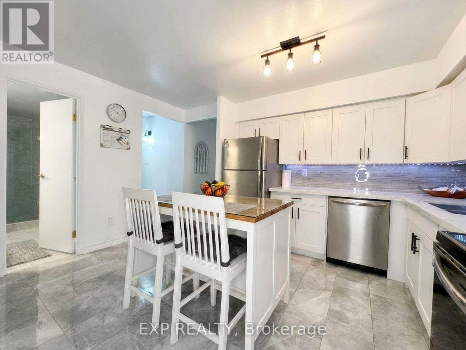 Residential in Mississauga (Lakeview) 3