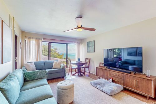 4413-51-636 Kamehameha Hwy, Kaaawa, HI, 96730-9821 | Card Image