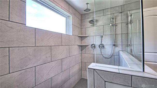 3899 Pepperwell Cir, House other with 4 bedrooms, 3 bathrooms and null parking in Dayton OH | Image 41