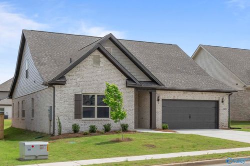 421 Tracer St, Huntsville, AL, 35811-9807 | Card Image
