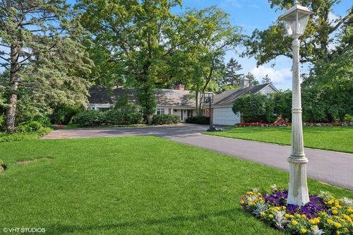 70 Estate Dr, Glencoe, IL, 60022-1206 | Card Image