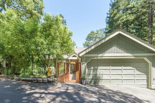 20 Buena Vista Avenue, Fairfax, CA, 94930 | Card Image