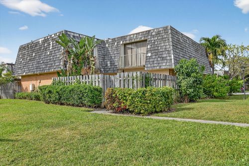306 Lake Arbor Dr, Palm Springs, FL, 33461-2108 | Card Image