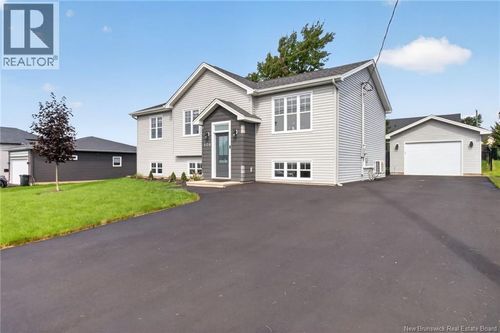 108 Doiron St, Dieppe, NB, E1A0X8 | Card Image