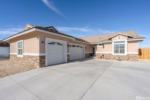 1922 Driver Court, Fernley, NV, 89408 | Card Image