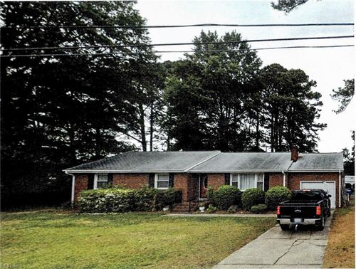 5708 Barberry Ln, Portsmouth, VA, 23703-1602 | Card Image