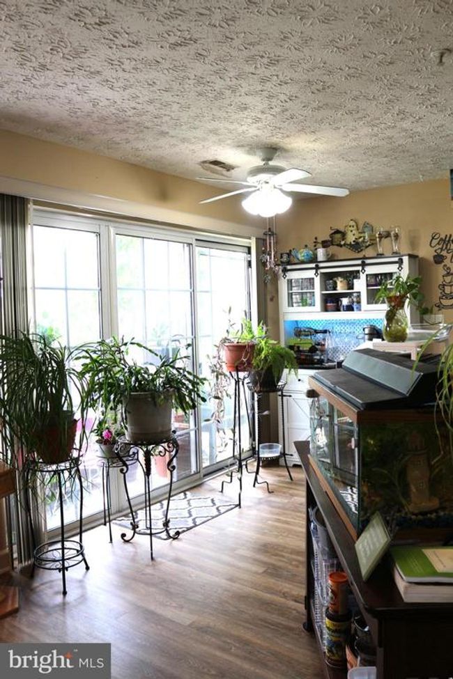 APT-1033 - 6343 Springwater Ter, Condo with 2 bedrooms, 2 bathrooms and null parking in FREDERICK MD | Image 9