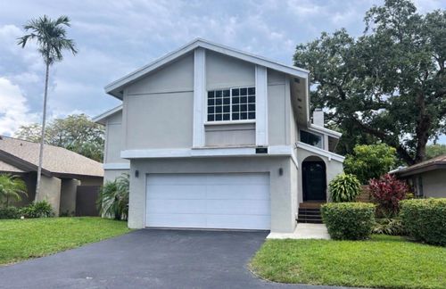4104 N 49th Ave, Hollywood, FL, 33021-1611 | Card Image