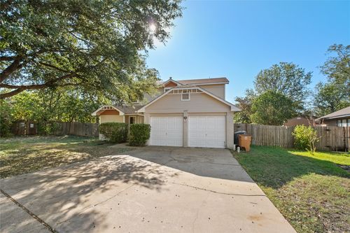 1207 Crupp Ct, Austin, TX, 78753-6860 | Card Image