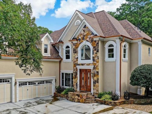 6709 Wooded Cove Ct, Flowery Branch, GA, 30542-3897 | Card Image