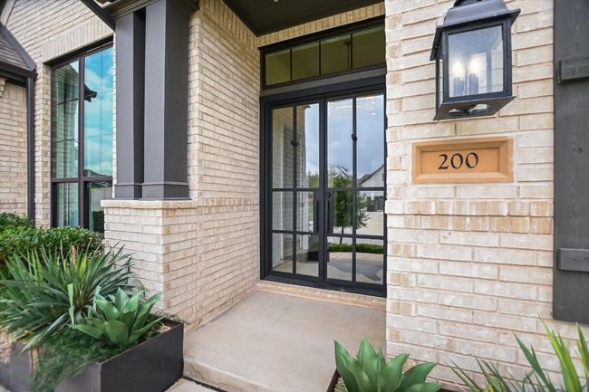 200 Bright Sky Dr, House other with 4 bedrooms, 3 bathrooms and 4 parking in Austin TX | Image 4