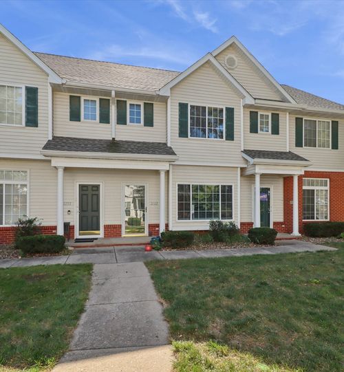 2162 Ridgeview Cir, Clive, IA, 50325-7946 | Card Image