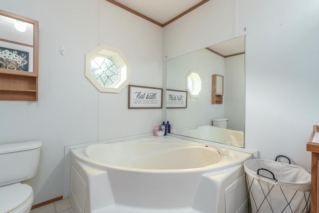 715 N Washington St, House other with 3 bedrooms, 2 bathrooms and null parking in Tekonsha MI | Image 18