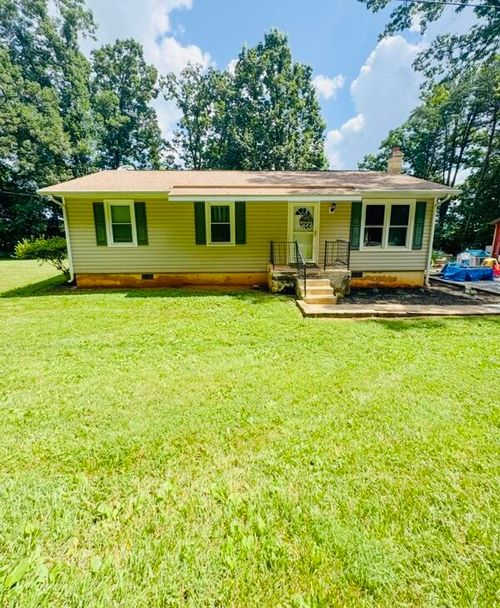 1203 Bruno Dr, Goodview, VA, 24095-2971 | Card Image