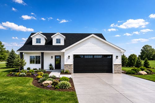 7719 Cub Creek Way, Horace, ND, 58047-5526 | Card Image