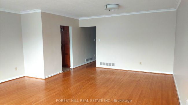 17 Tillplain Rd, House attached with 3 bedrooms, 1 bathrooms and 2 parking in North York ON | Image 9