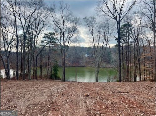 1057 Plantation Dr, Sandersville, GA, 31082-3329 | Card Image