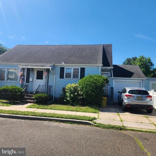 920 Barnt Deklyn Rd, Hamilton, NJ, 08610-6609 | Card Image