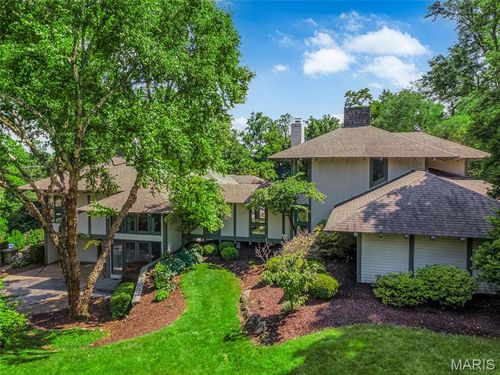 14008 Conway Rd, Chesterfield, MO, 63017-3402 | Card Image