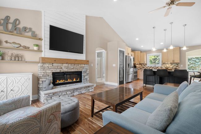 8-web-or-mls-A7405277 | Image 7